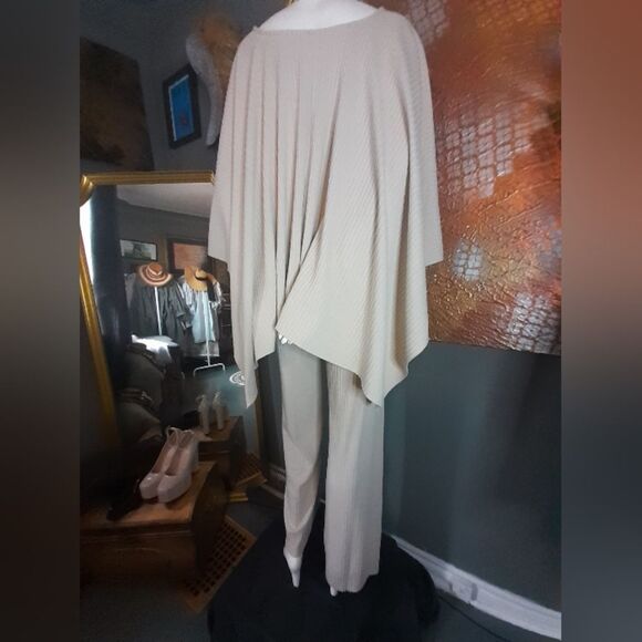 Zara Cotton Co- Ord Set - Picture 2 of 16